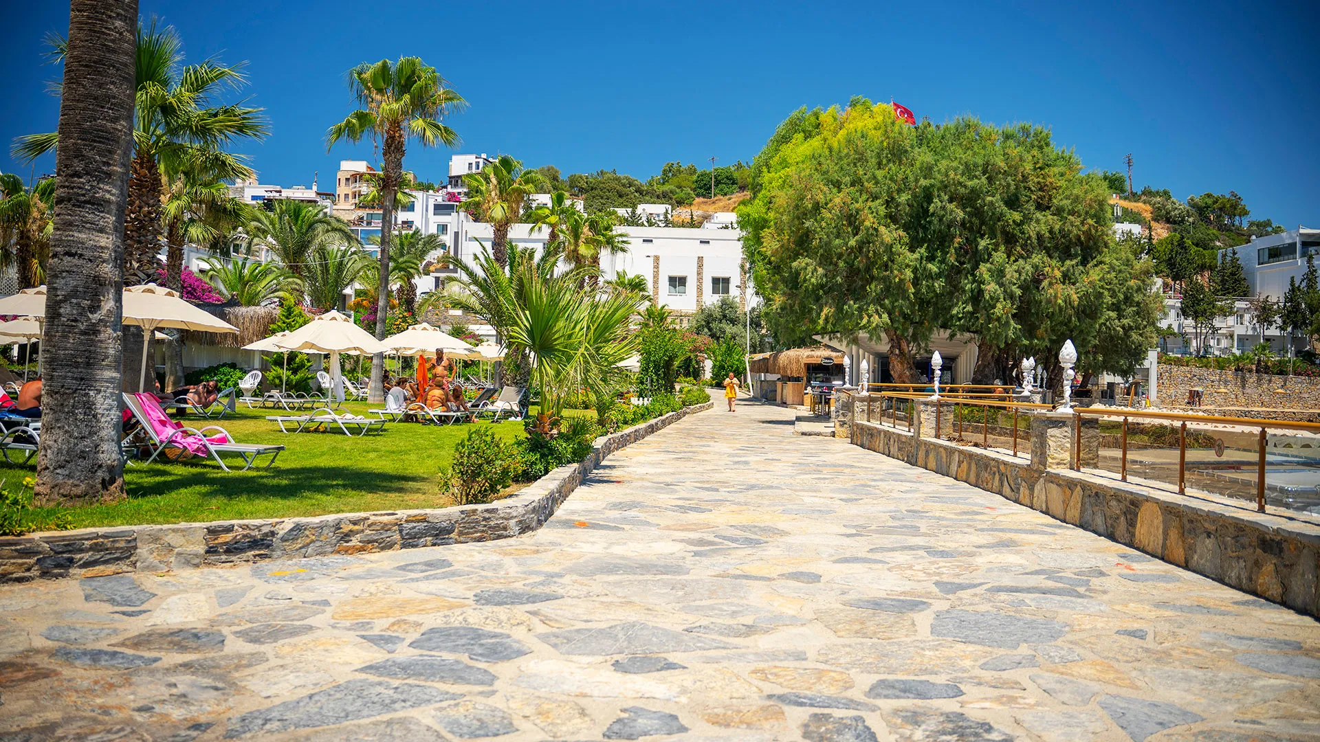 Azka Hotel – 68