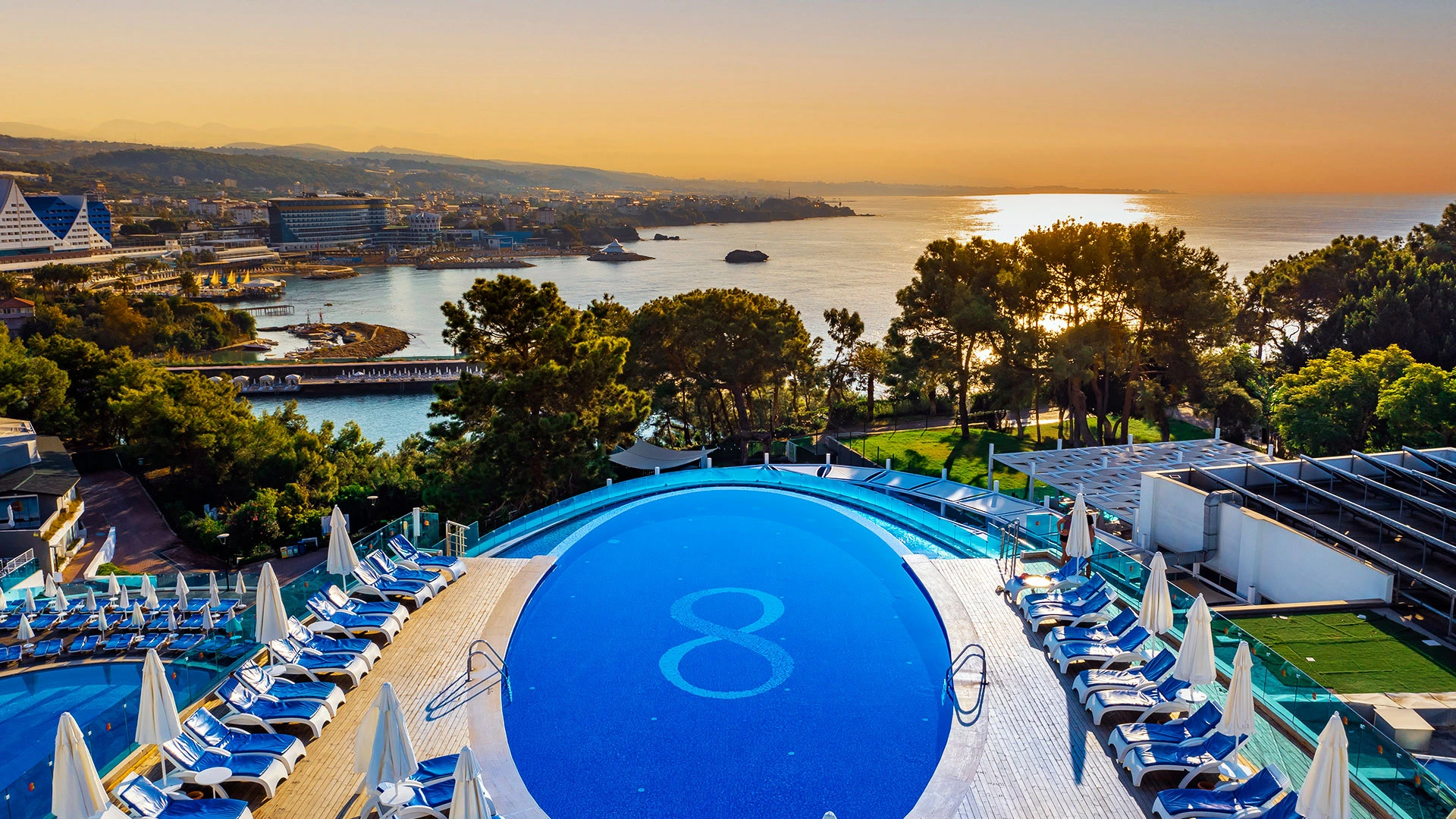 A Good Life Utopia Family Resort – 34