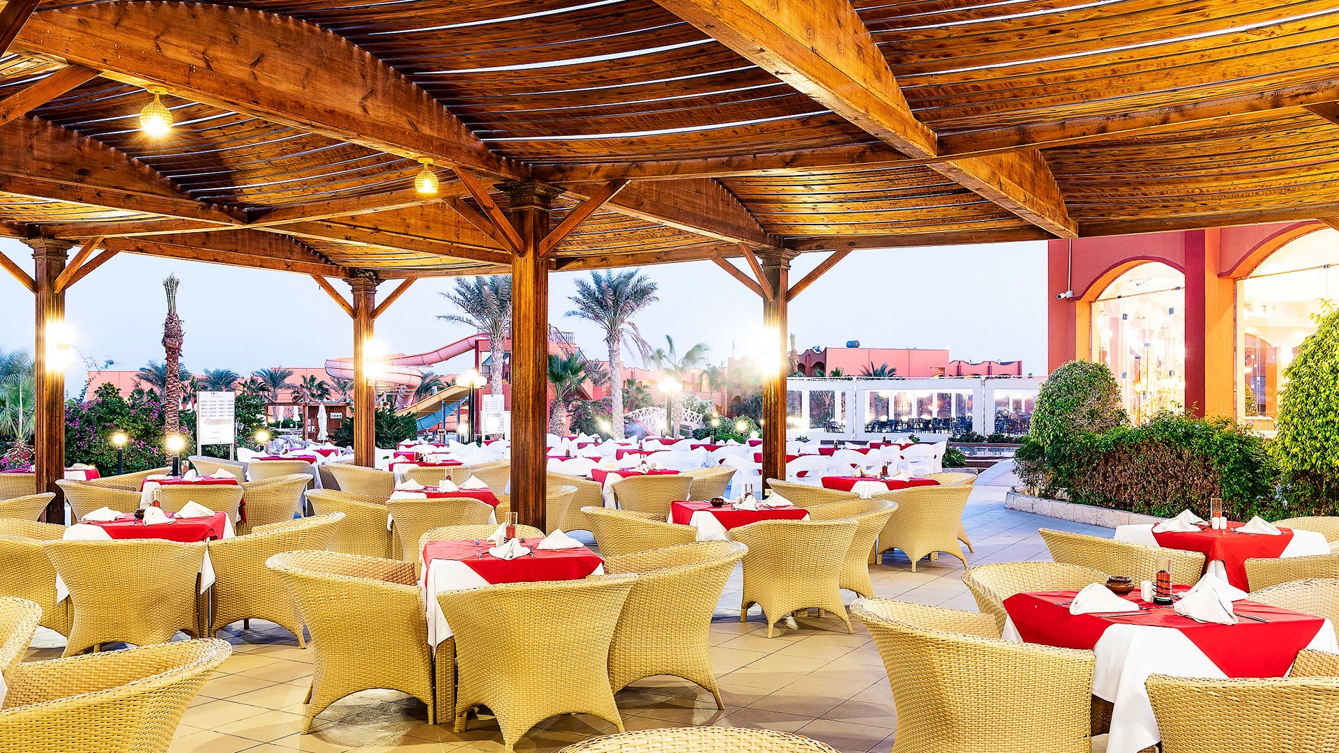 THE THREE CORNERS HAPPY LIFE BEACH RESORT Почивка в Хургада с чартър от София – 10