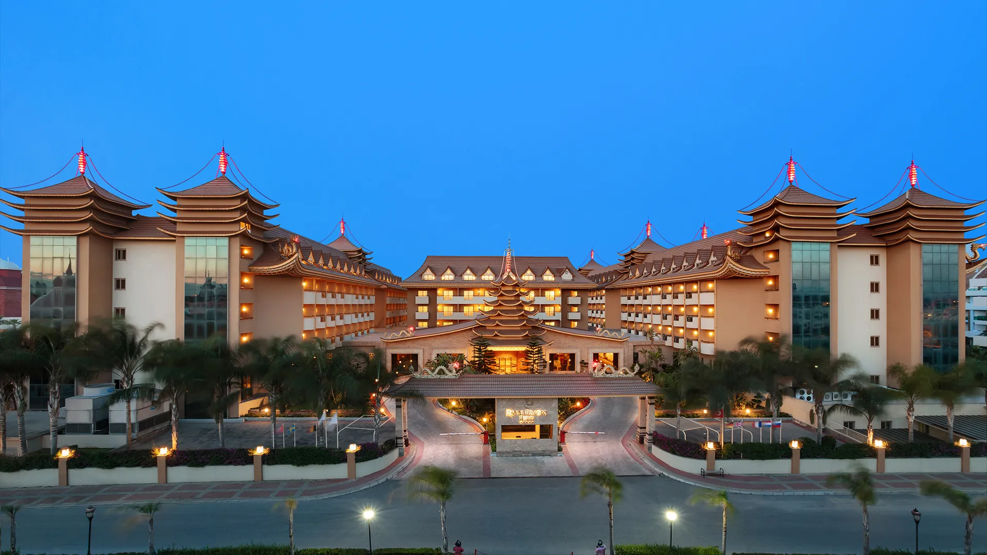 ROYAL DRAGON HOTEL Нова Година в Анталия с чартър от Пловдив – 5