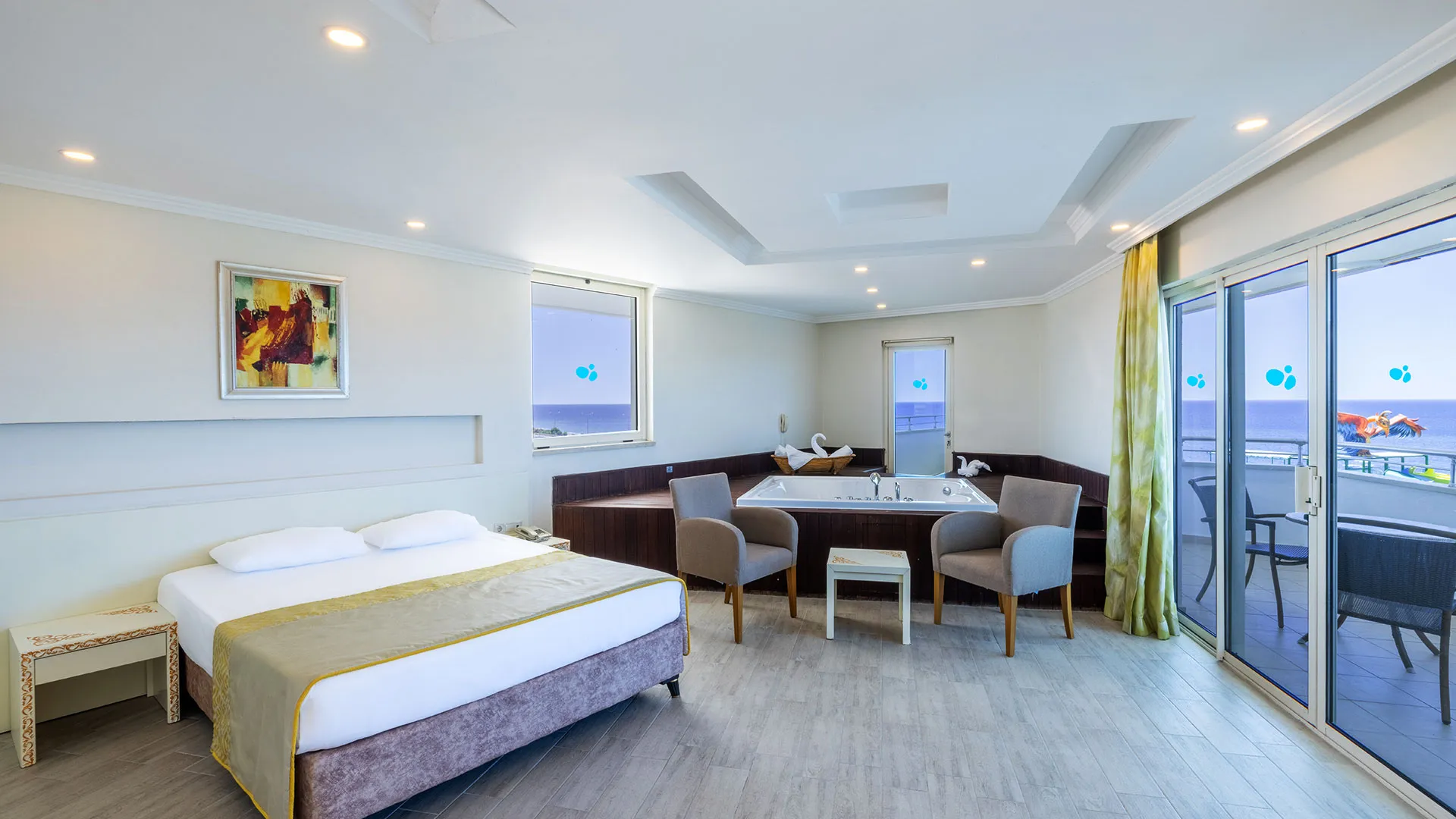 Crystal Admiral Resort & Spa – 27