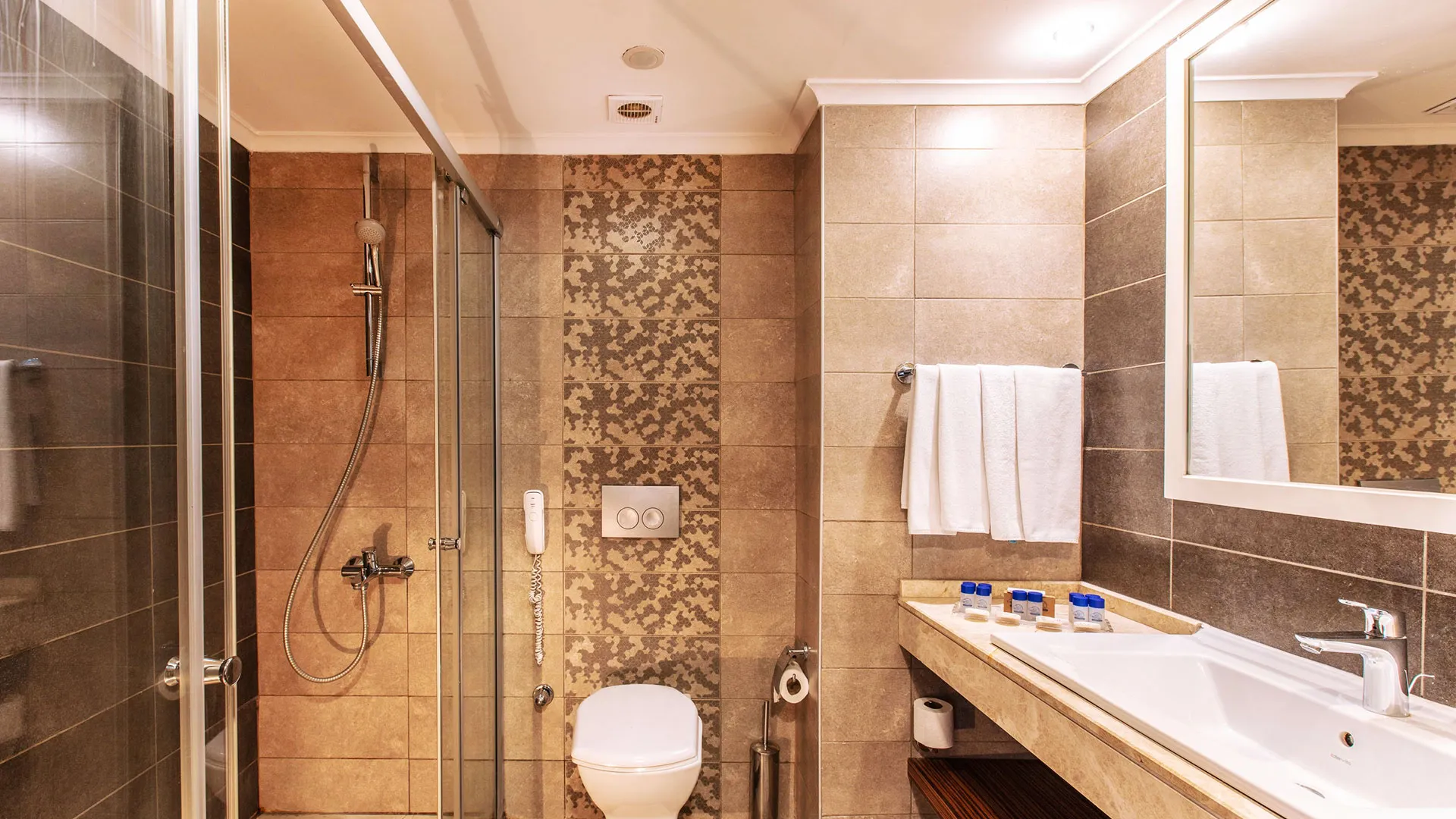 Palm Wings Beach Resort & Spa Kusadasi – 15