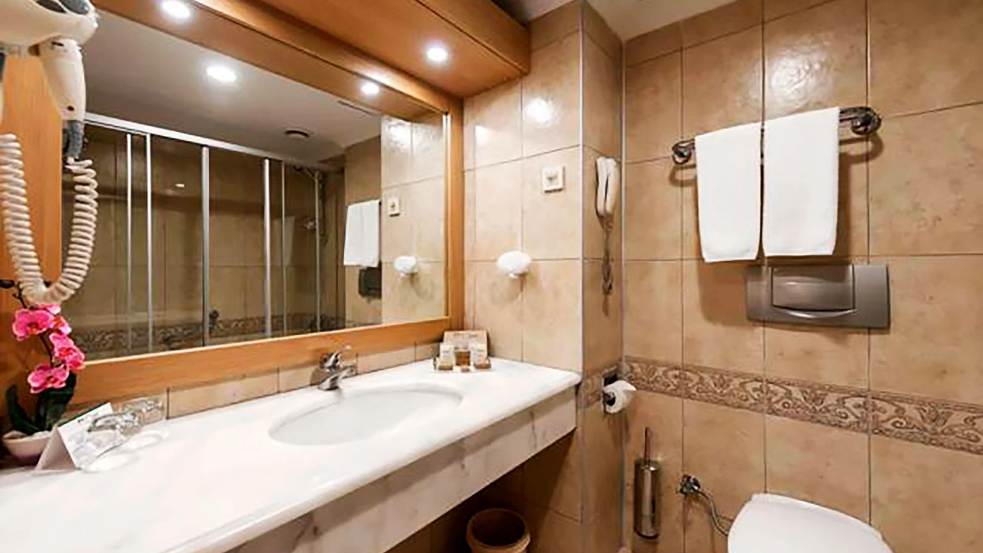 Belconti Resort Hotel – 31