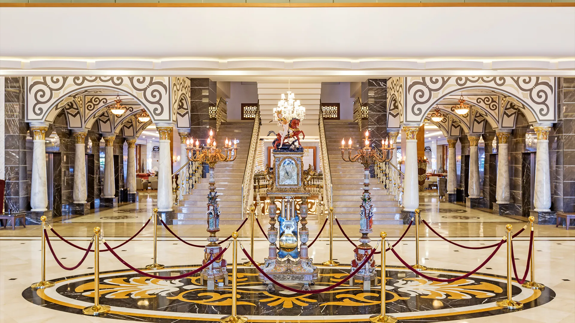 Royal Holiday Palace – 30