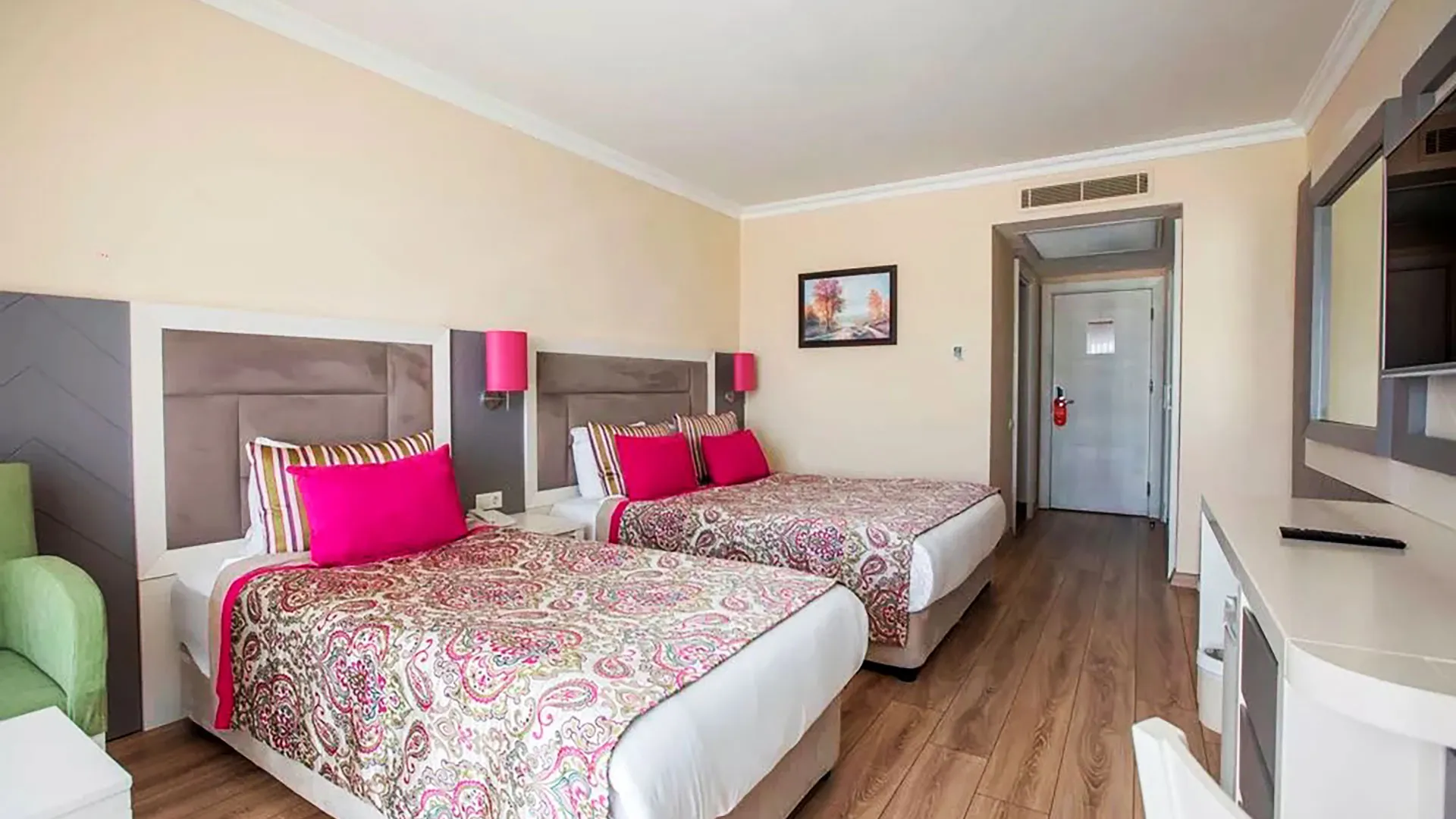 ORANGE COUNTY BELEK Нова Година в Анталия с чартър от Пловдив – 41