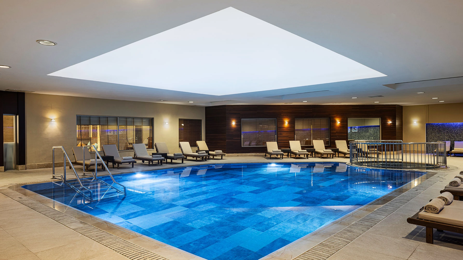 Side Star Resort – 14
