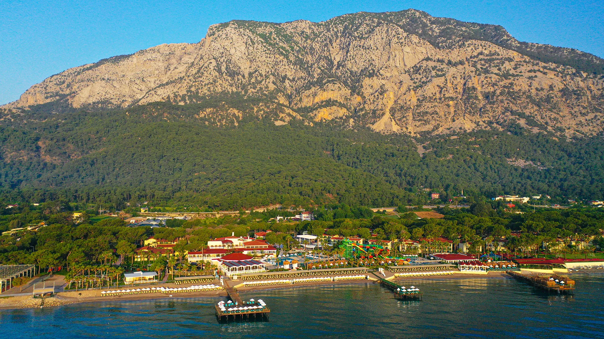 Crystal Flora Beach Resort – 2