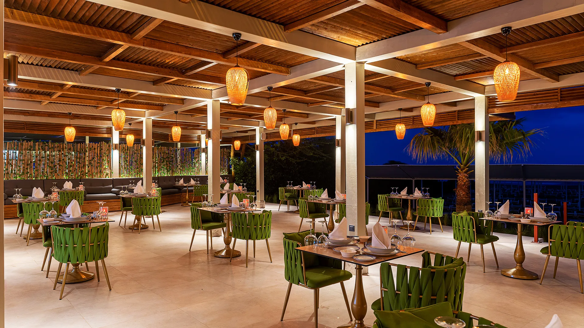 Oz Hotels Side Premium – 80
