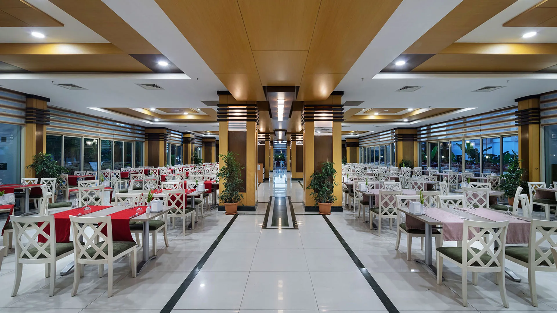 Grand Ring Hotel – 11