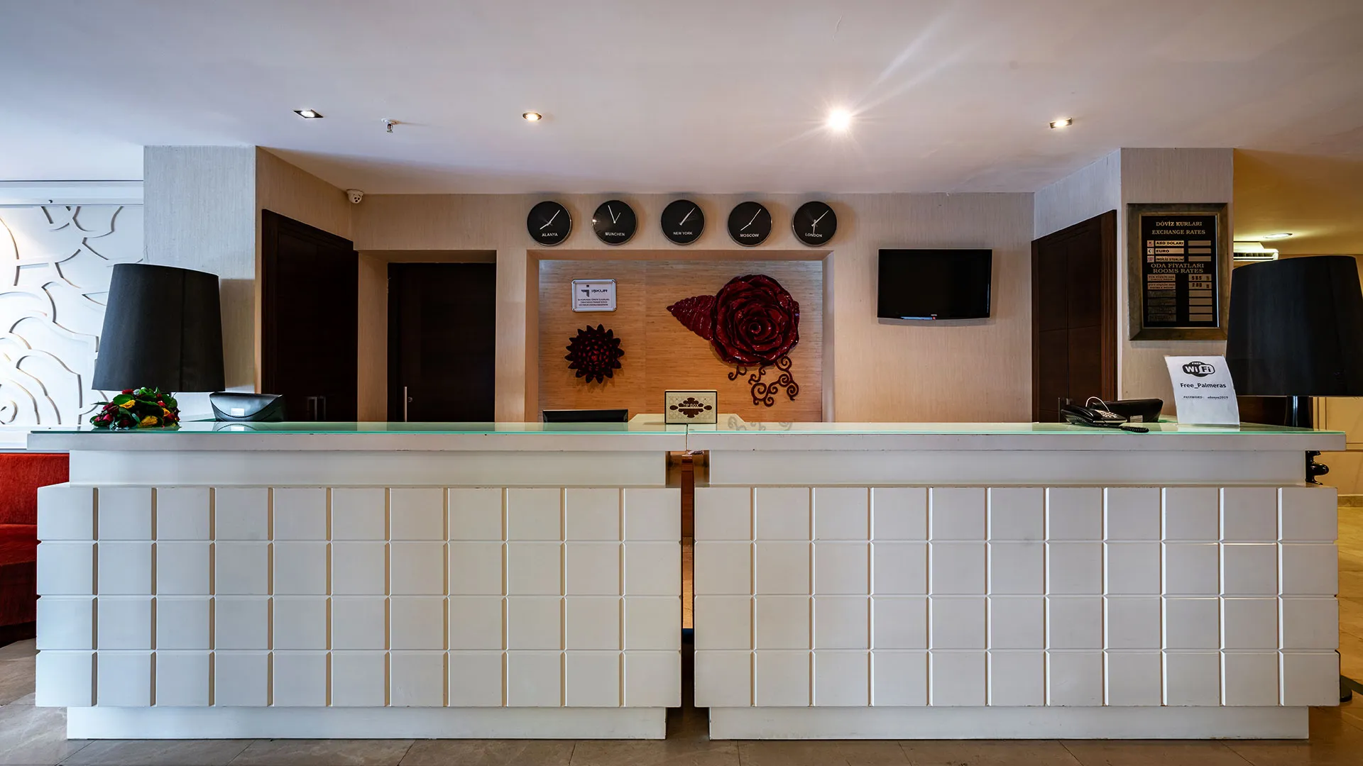 Palmeras Beach Hotel – 8