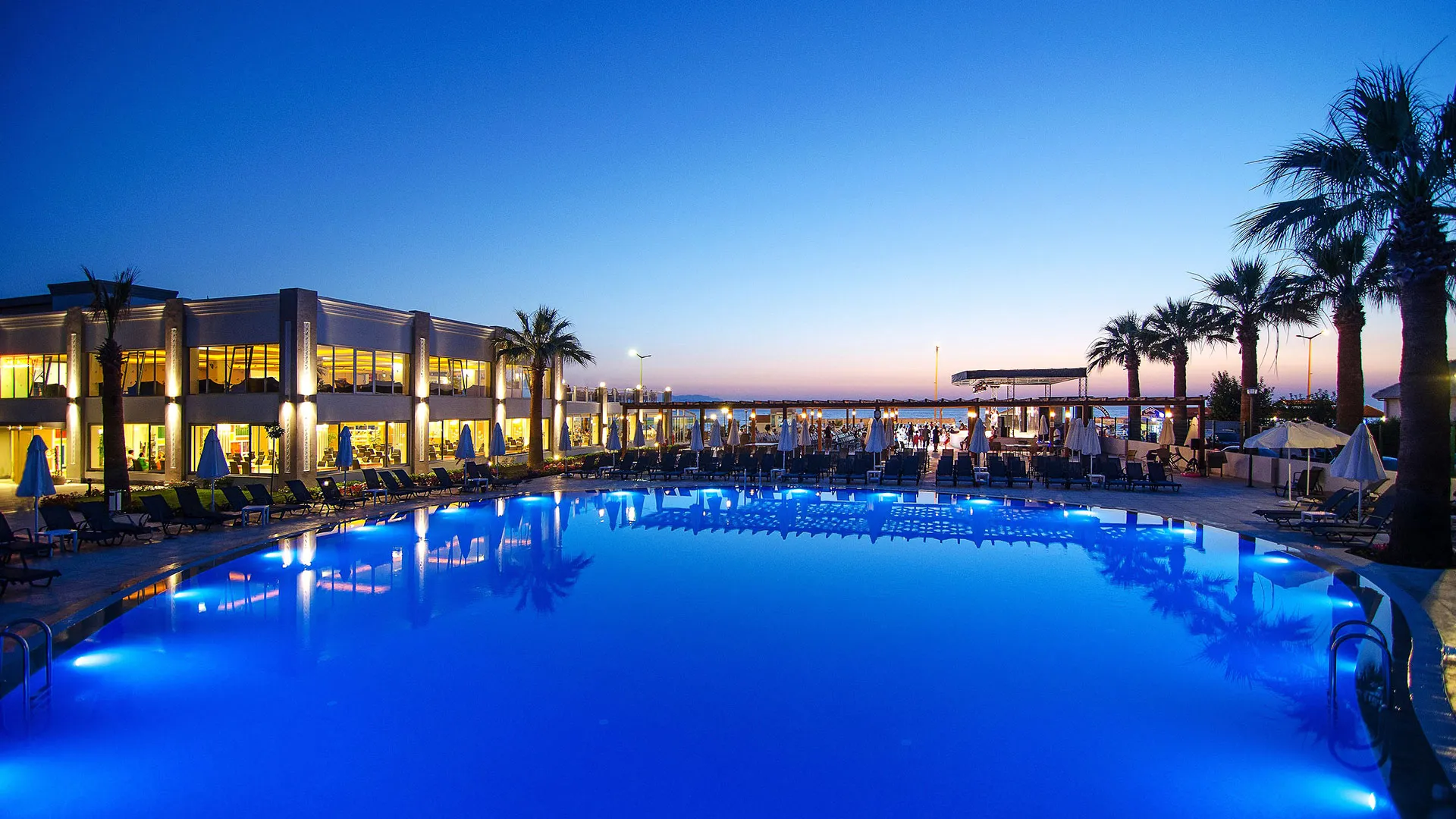 Palm Wings Beach Resort & Spa Kusadasi – 40