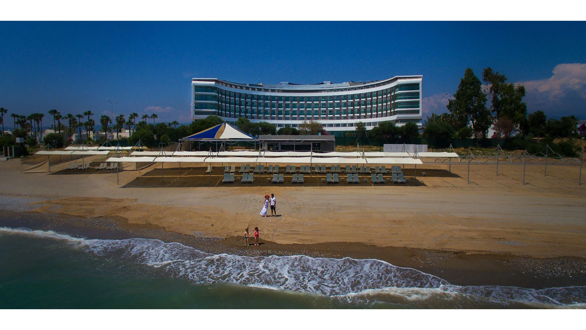 Xoria Deluxe Hotel – 4