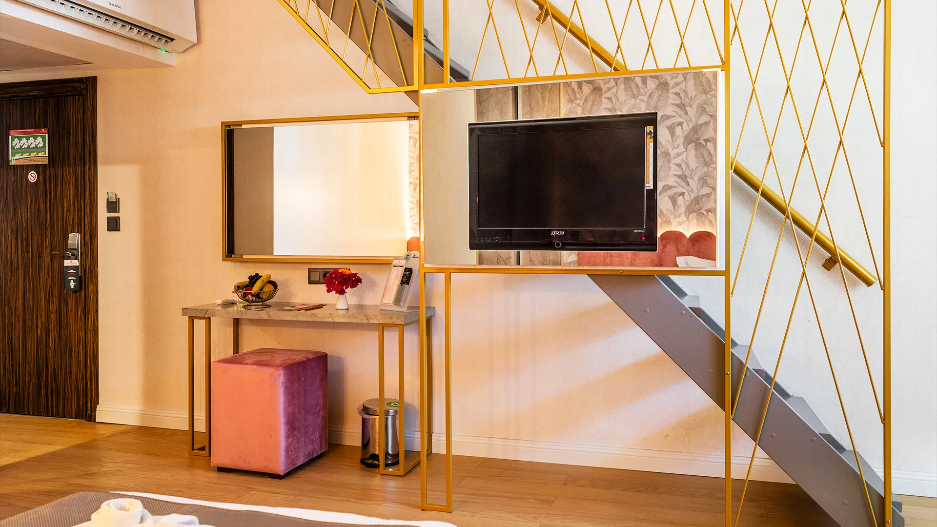 Club Hotel Turan Prince World – 72