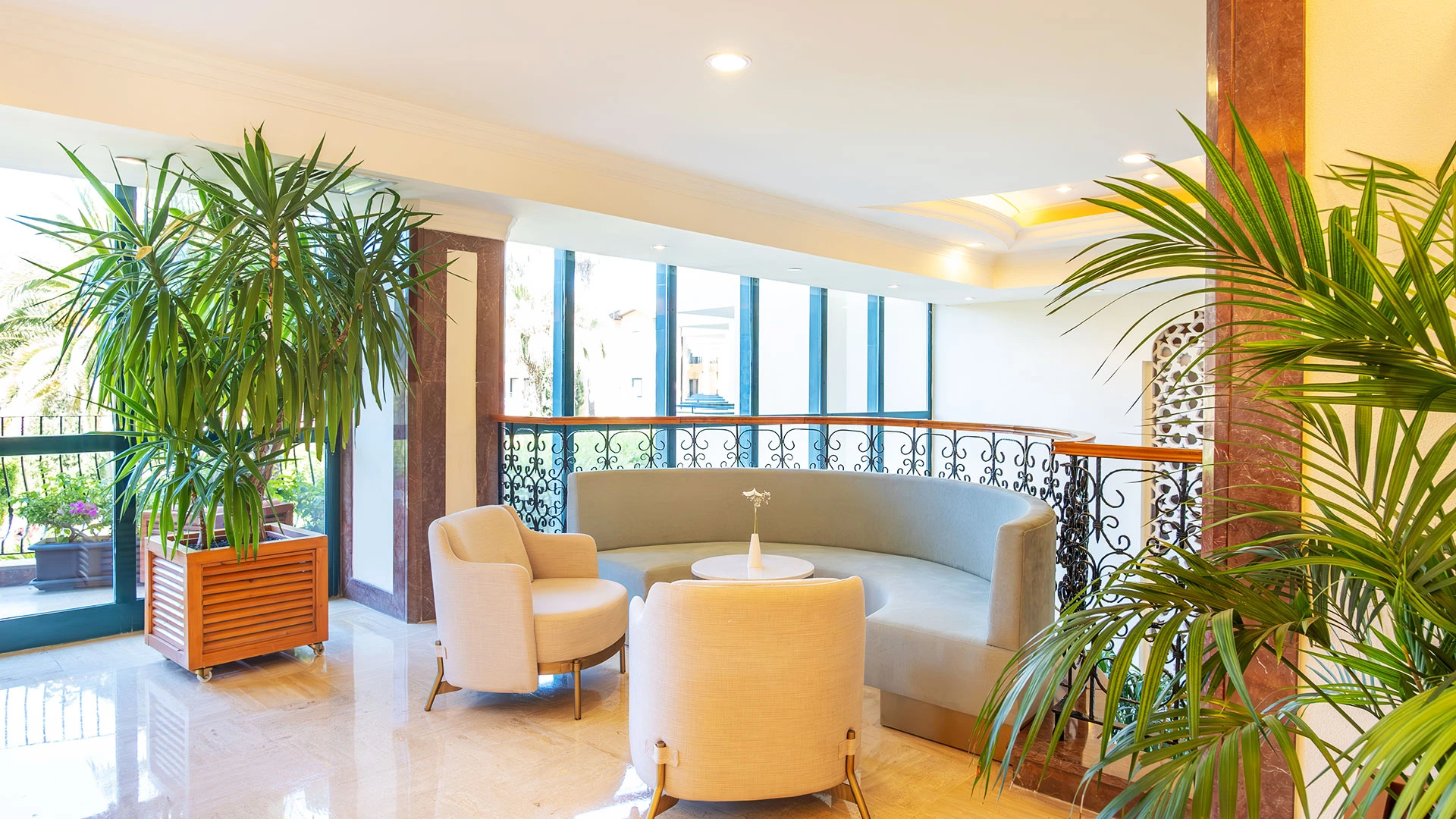 Miramare Queen Hotel – 54
