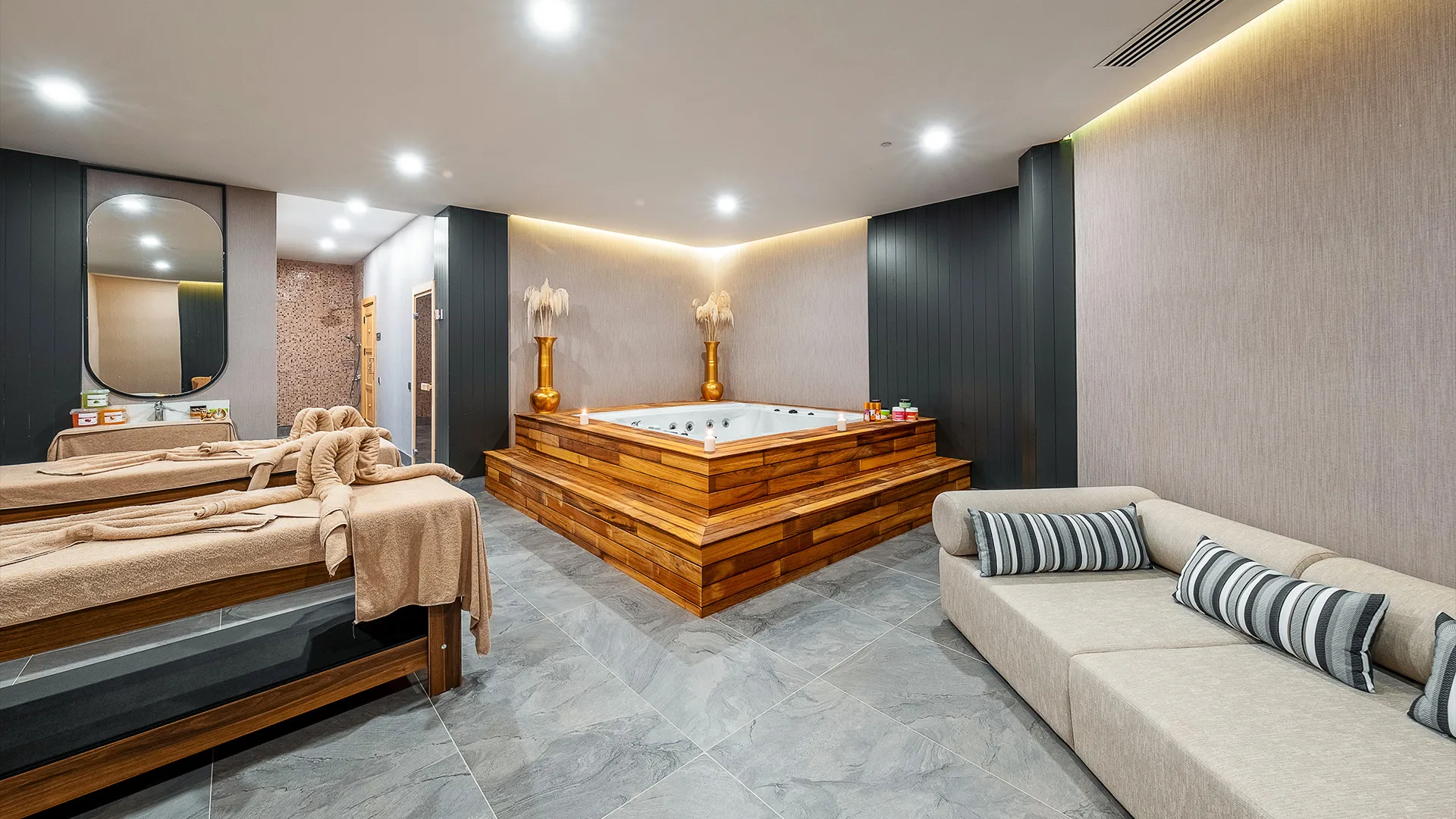Lago Hotel – 30