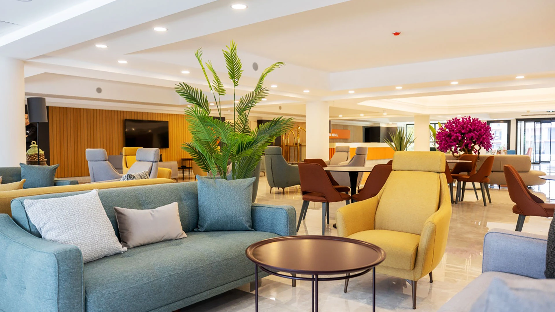 Proxima Hotel – 13