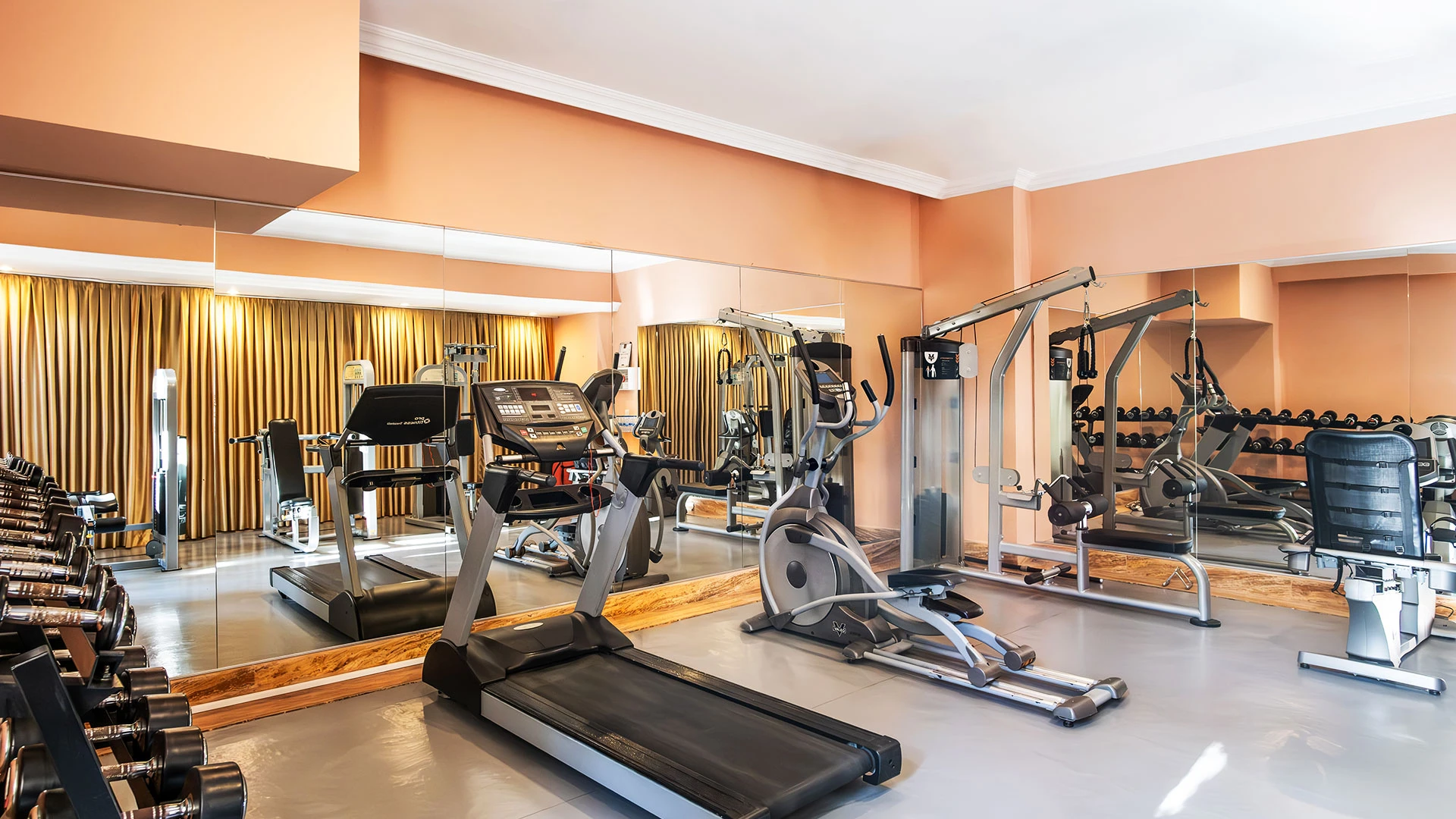 Miramare Queen Hotel – 46