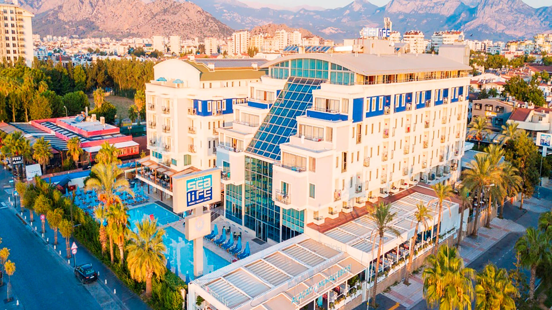 SEA LIFE FAMILY RESORT HOTEL Нова Година в Анталия с чартър от Пловдив – 2