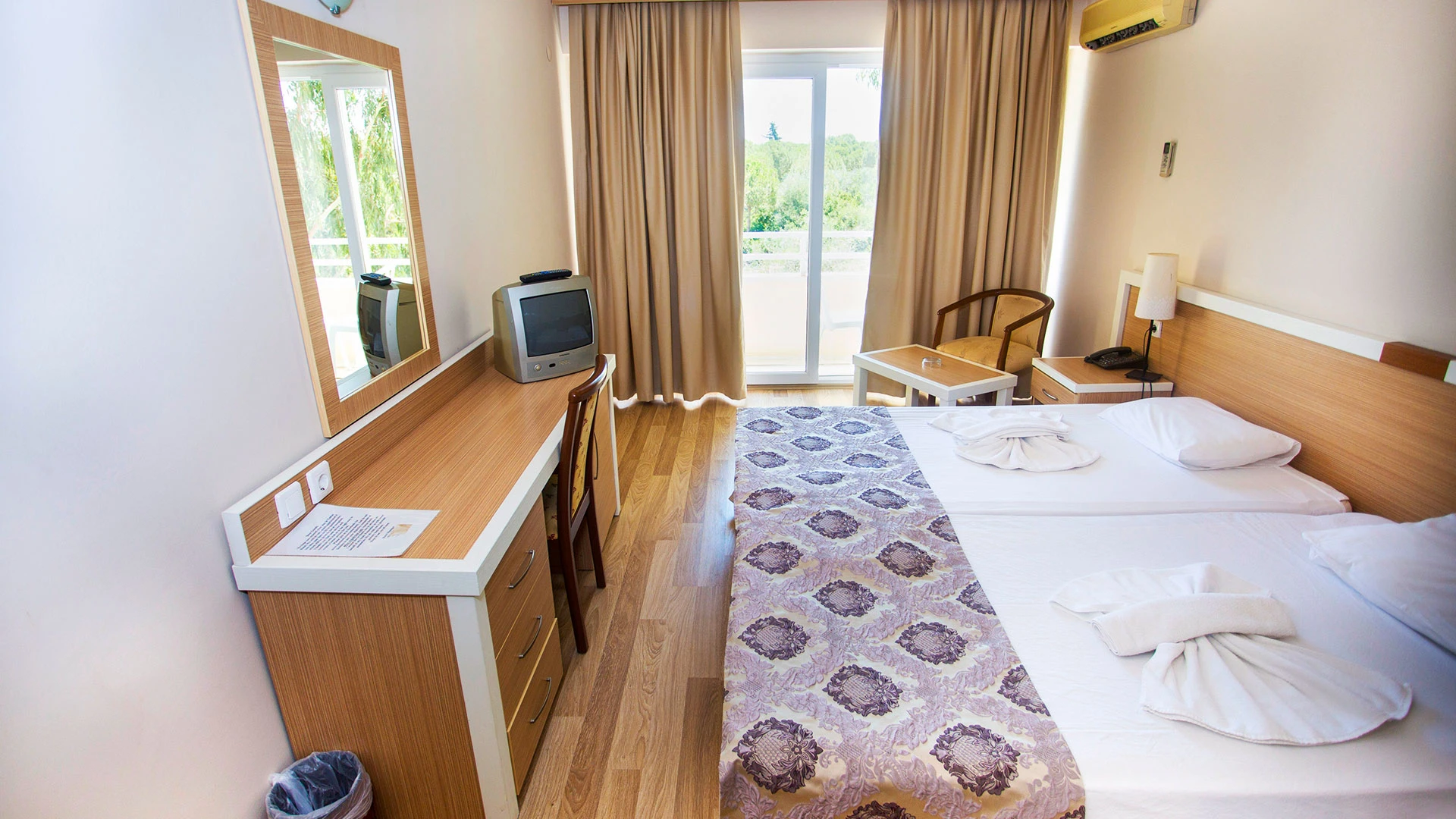 Tuntas Beach Hotel – 7