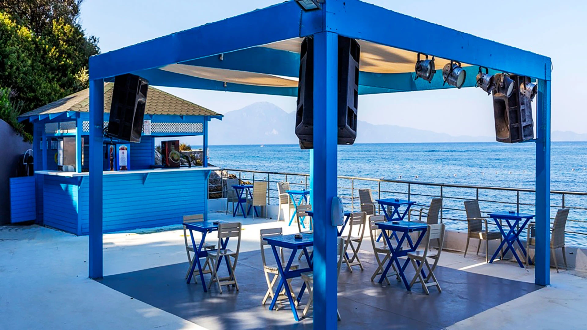 Grand Blue Sky Hotel – 16