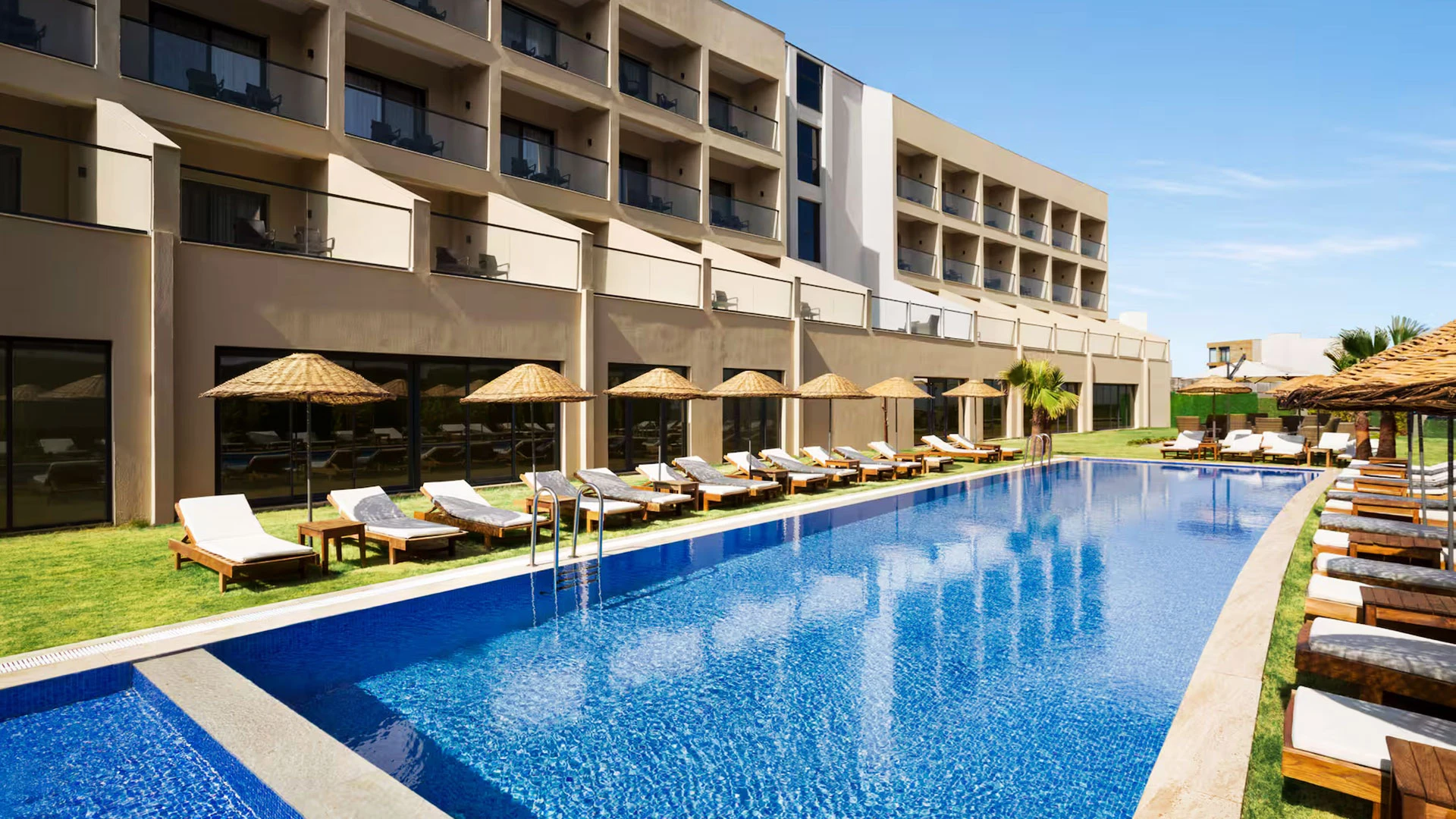 Ramada By Wyndham Cesme – 4