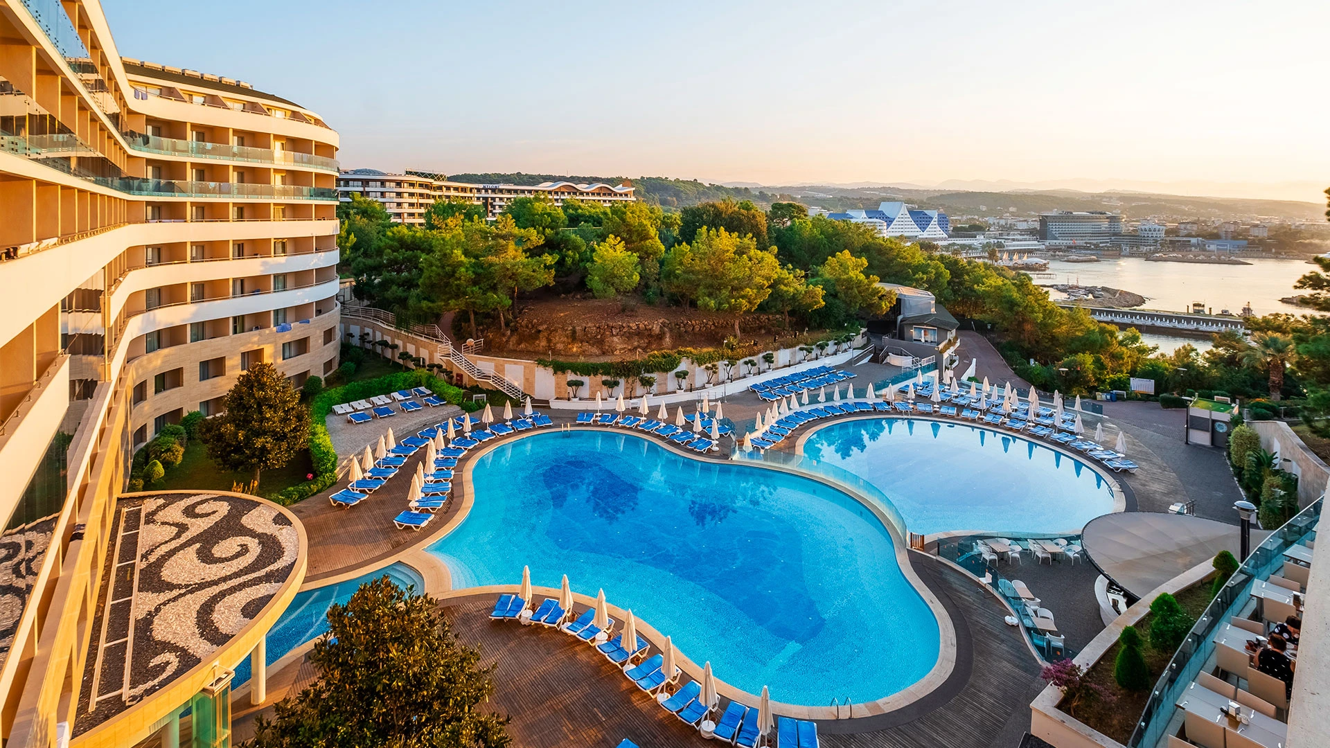 A Good Life Utopia Family Resort – 6