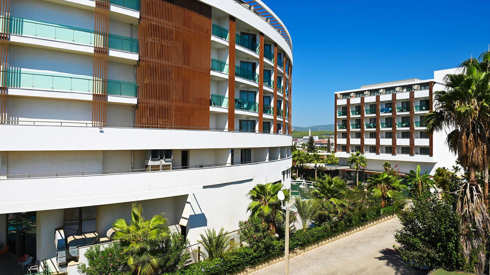 Xoria Deluxe Hotel – 18