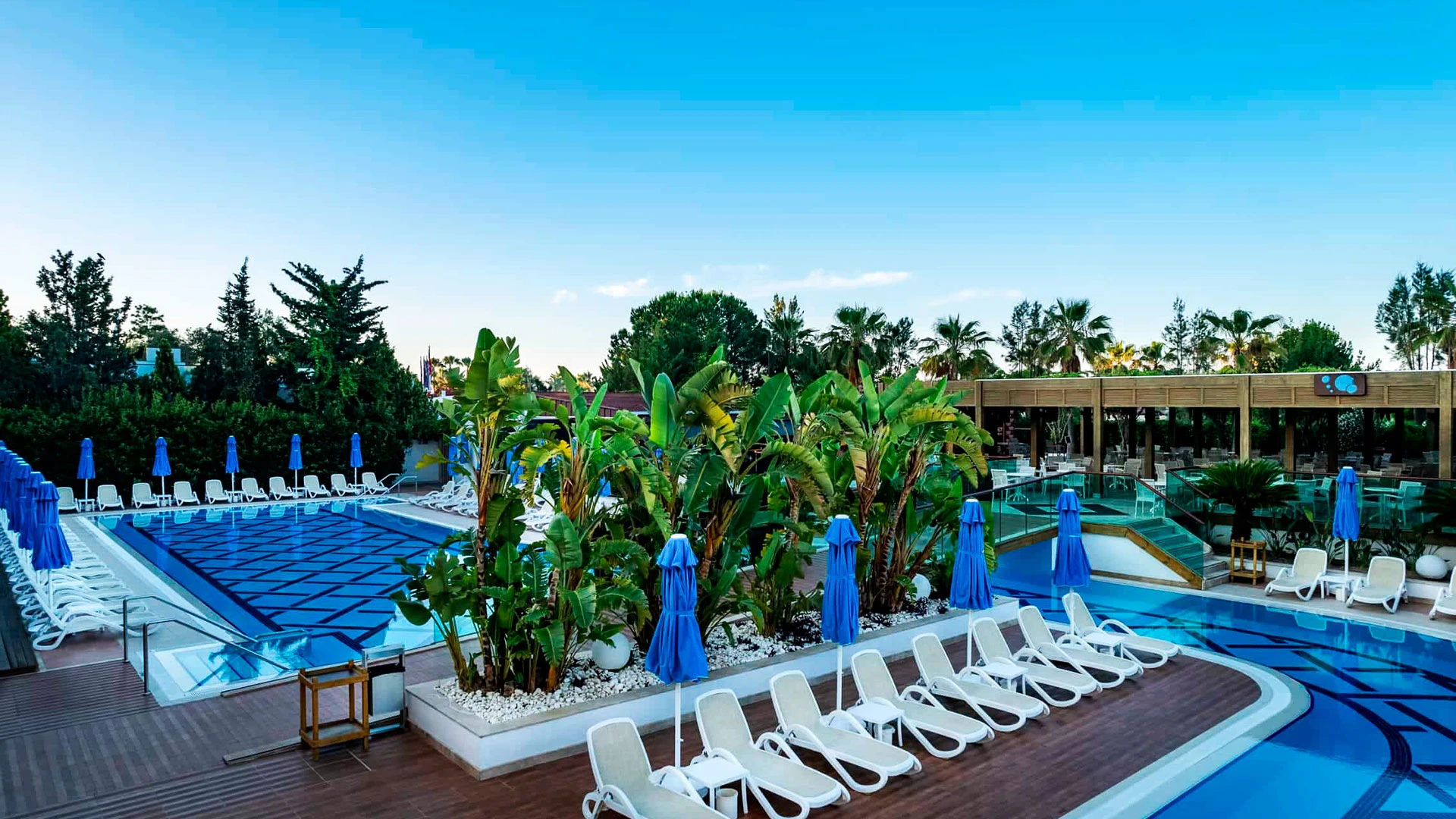 Trendy Verbena Beach – 5