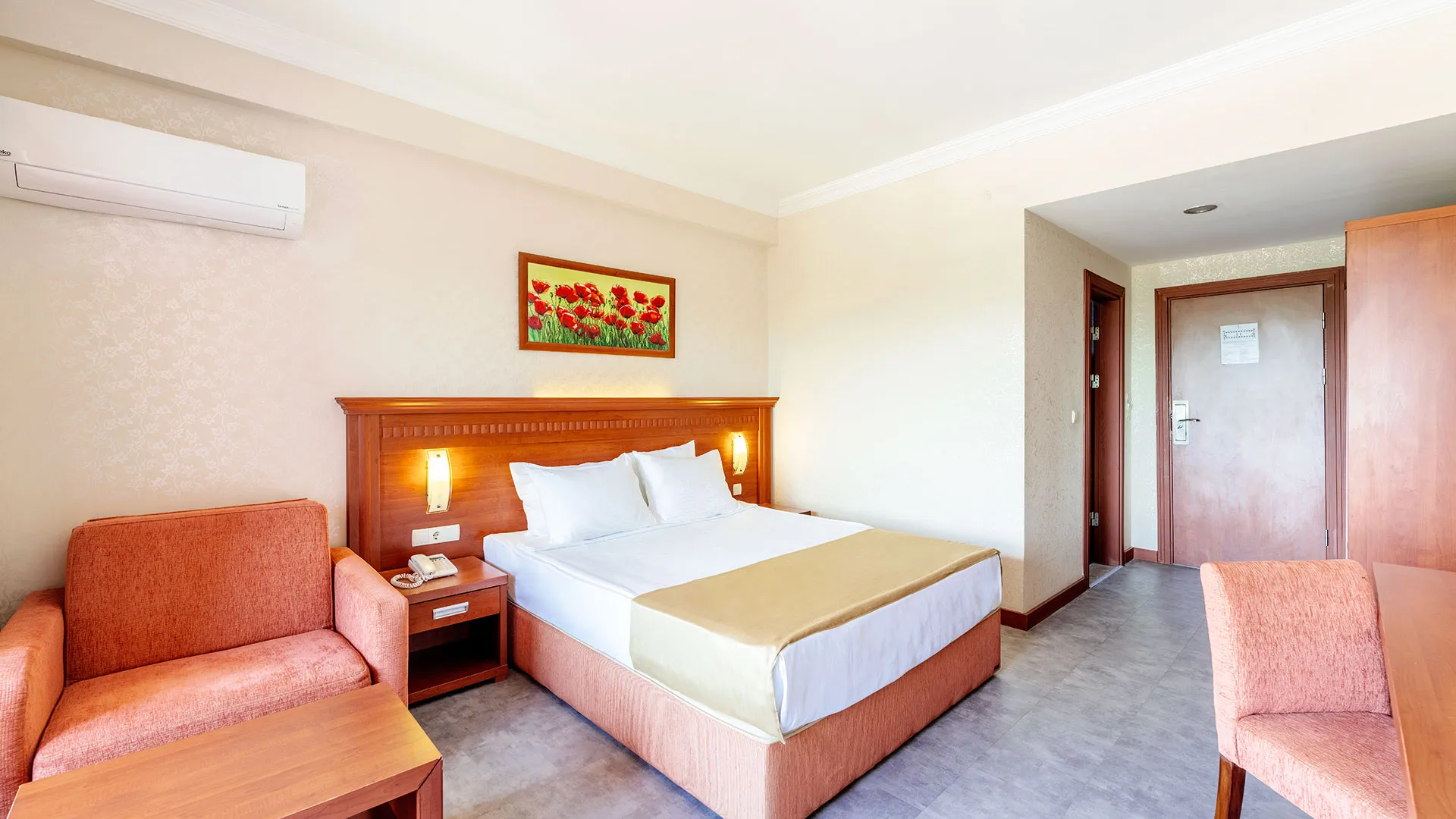 Casa Fora Beach Resort – 105