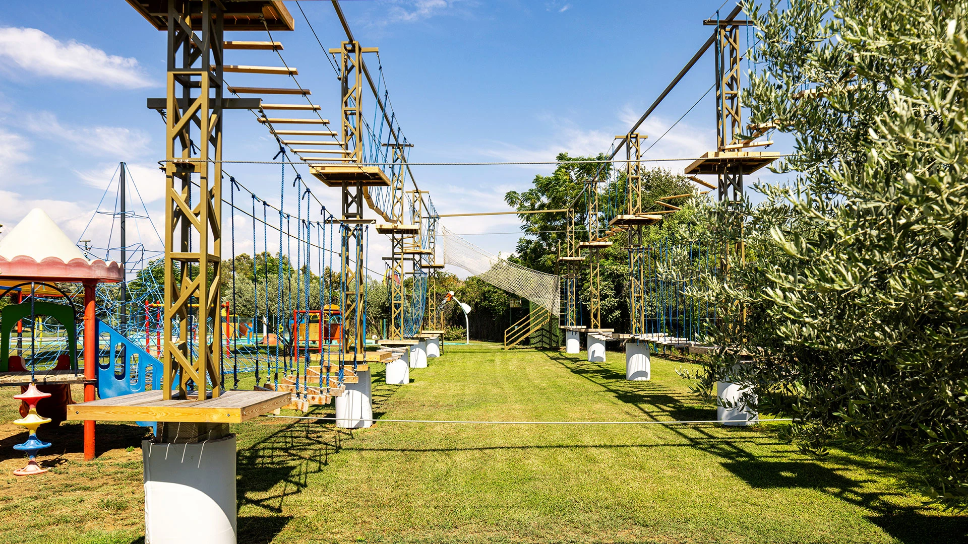 Side Star Resort – 66