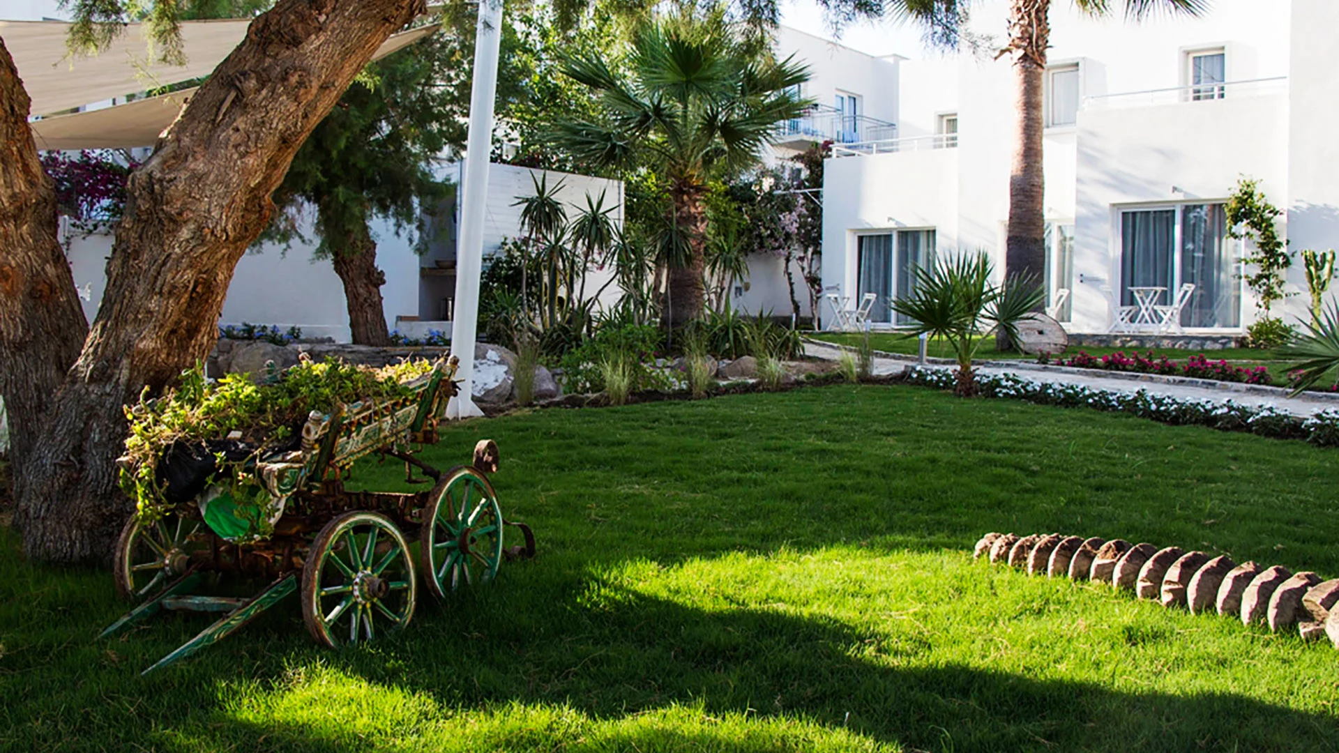 Charm Beach Hotel – 6