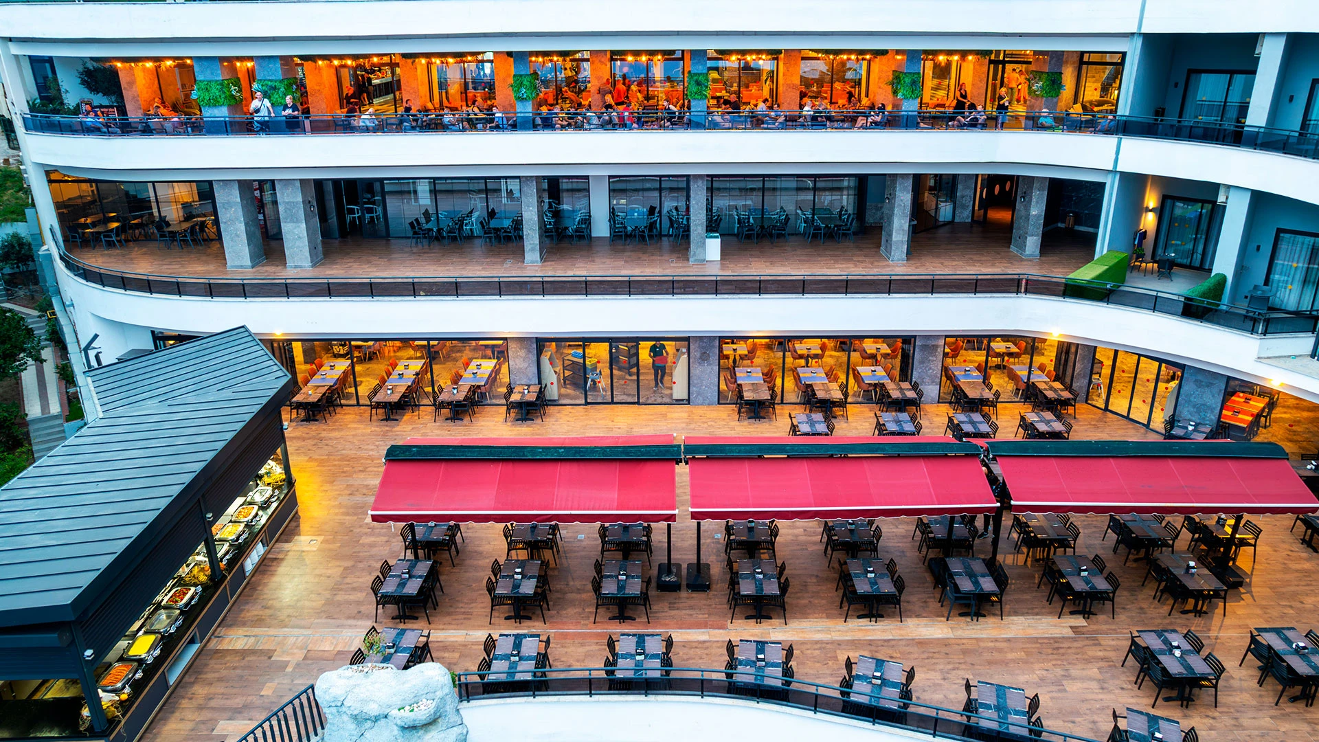 Noxinn Deluxe Hotel – 63