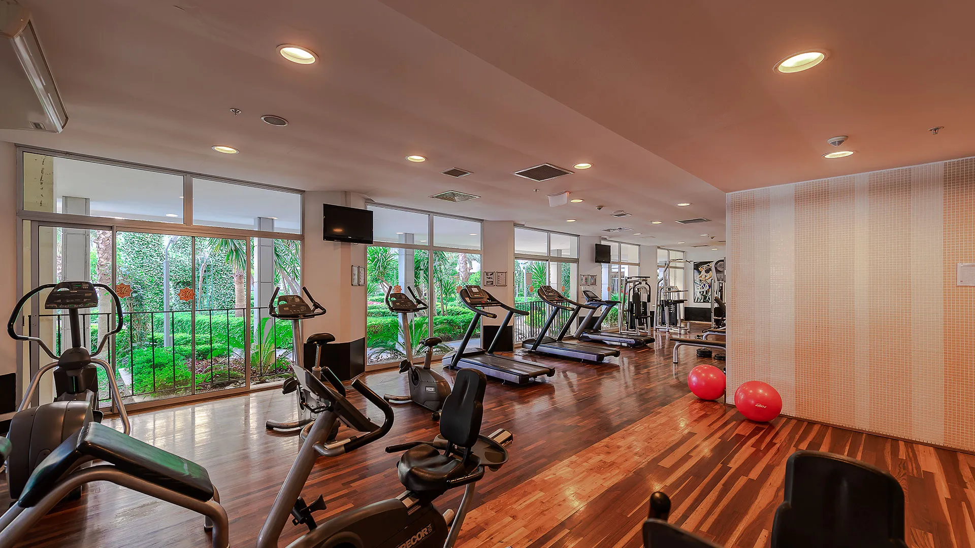 Mukarnas Resort & Spa Hotel – 13
