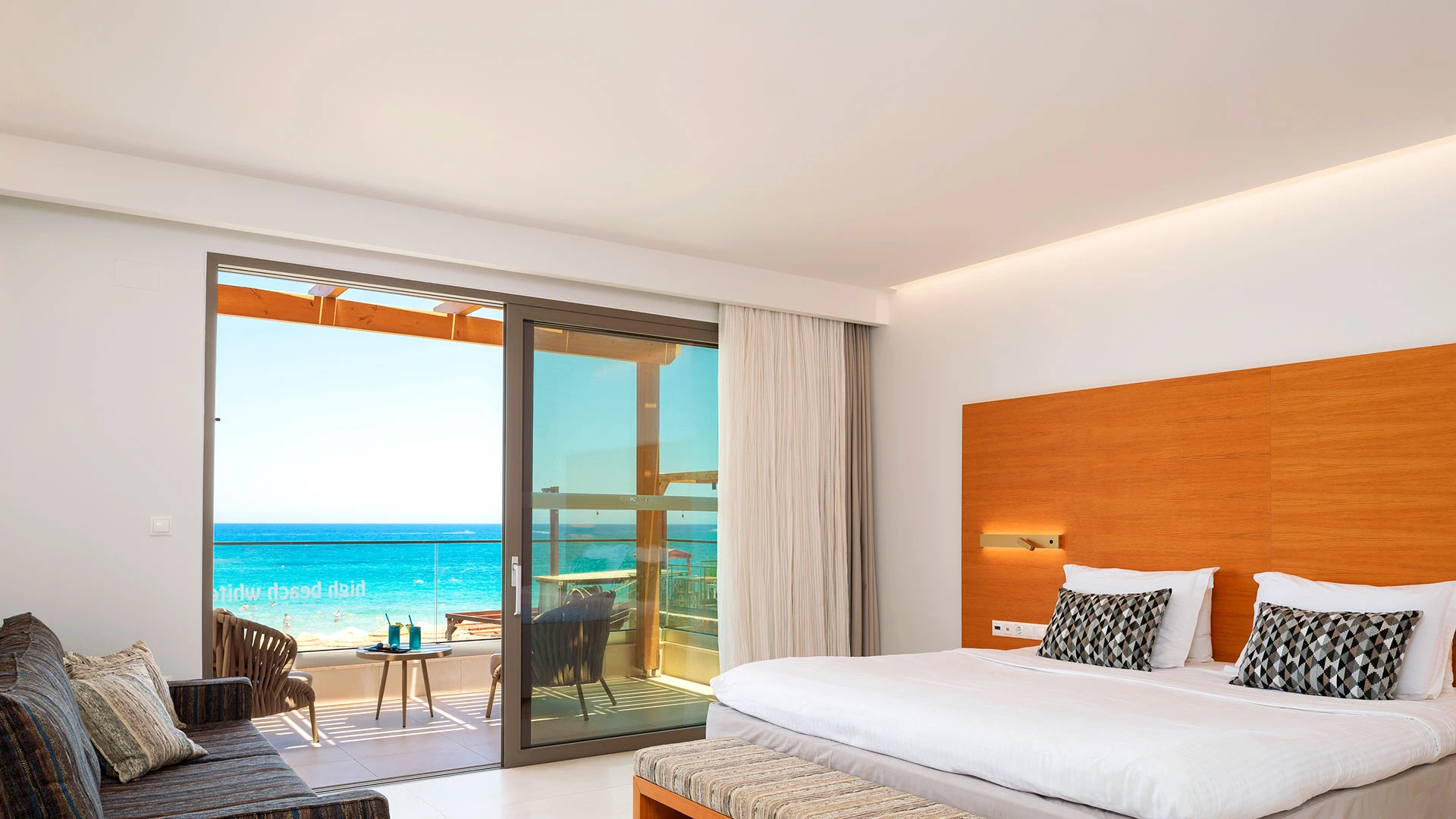 High Beach White The Villa Collection (Adult Only +16) Почивка на о-в Крит с полет от София – 48