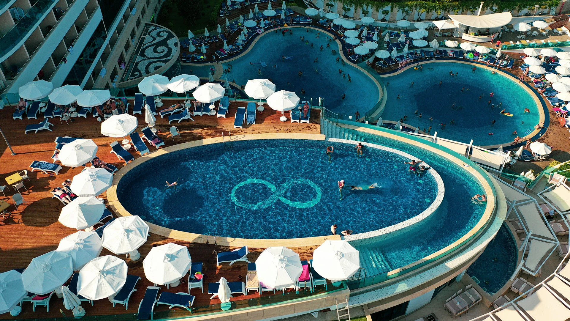 A Good Life Utopia Family Resort – 30