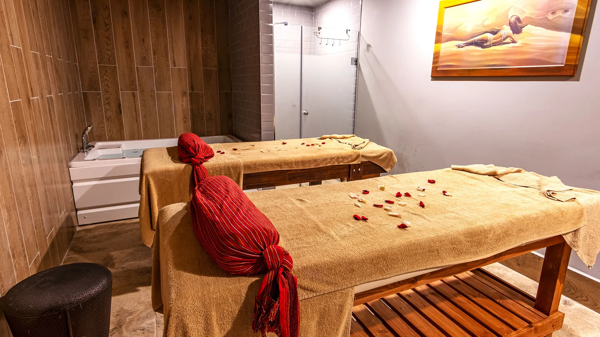 White City Beach Hotel – 59
