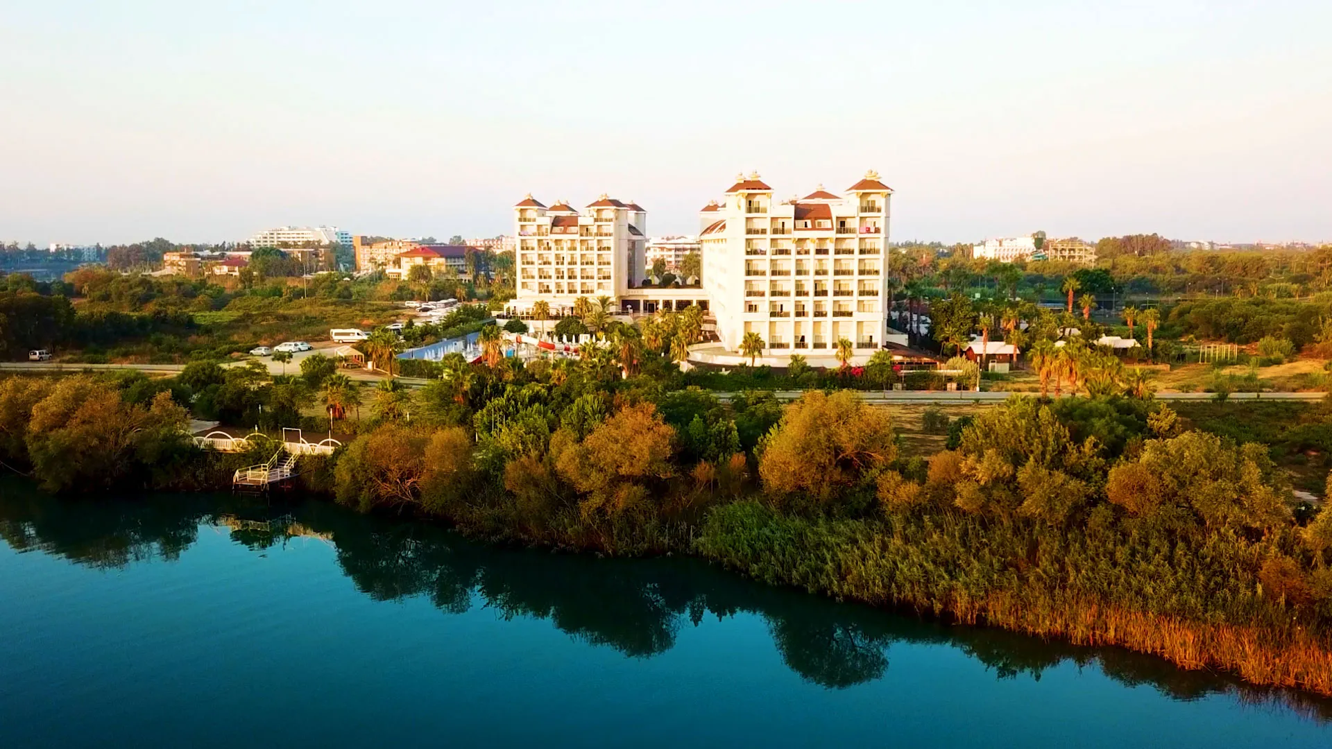 Lrs Lake & River Side Hotel Spa – 8