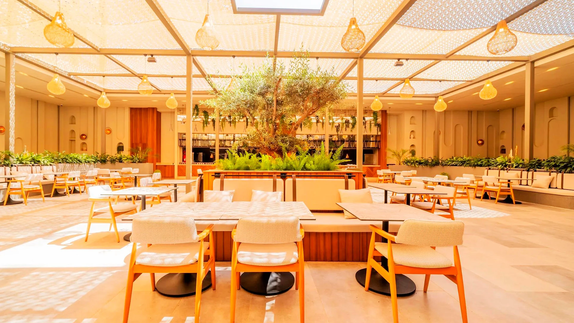 The Norm Oriental Hotel – 9