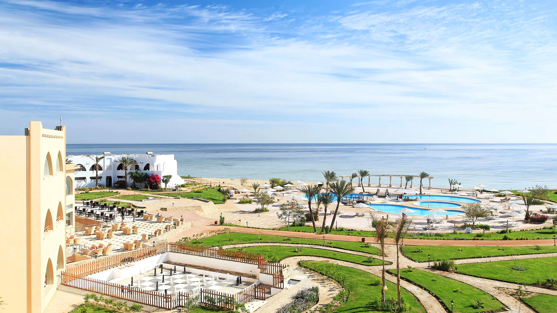 THE THREE CORNERS EQUINOX BEACH RESORT Чартър до Хургада от София [SOF] 2026 – 4