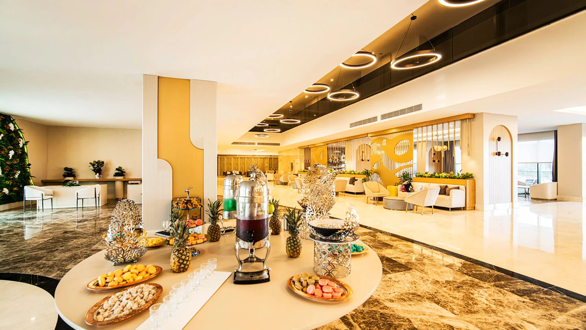 Side Moon Palace Hotel – 40
