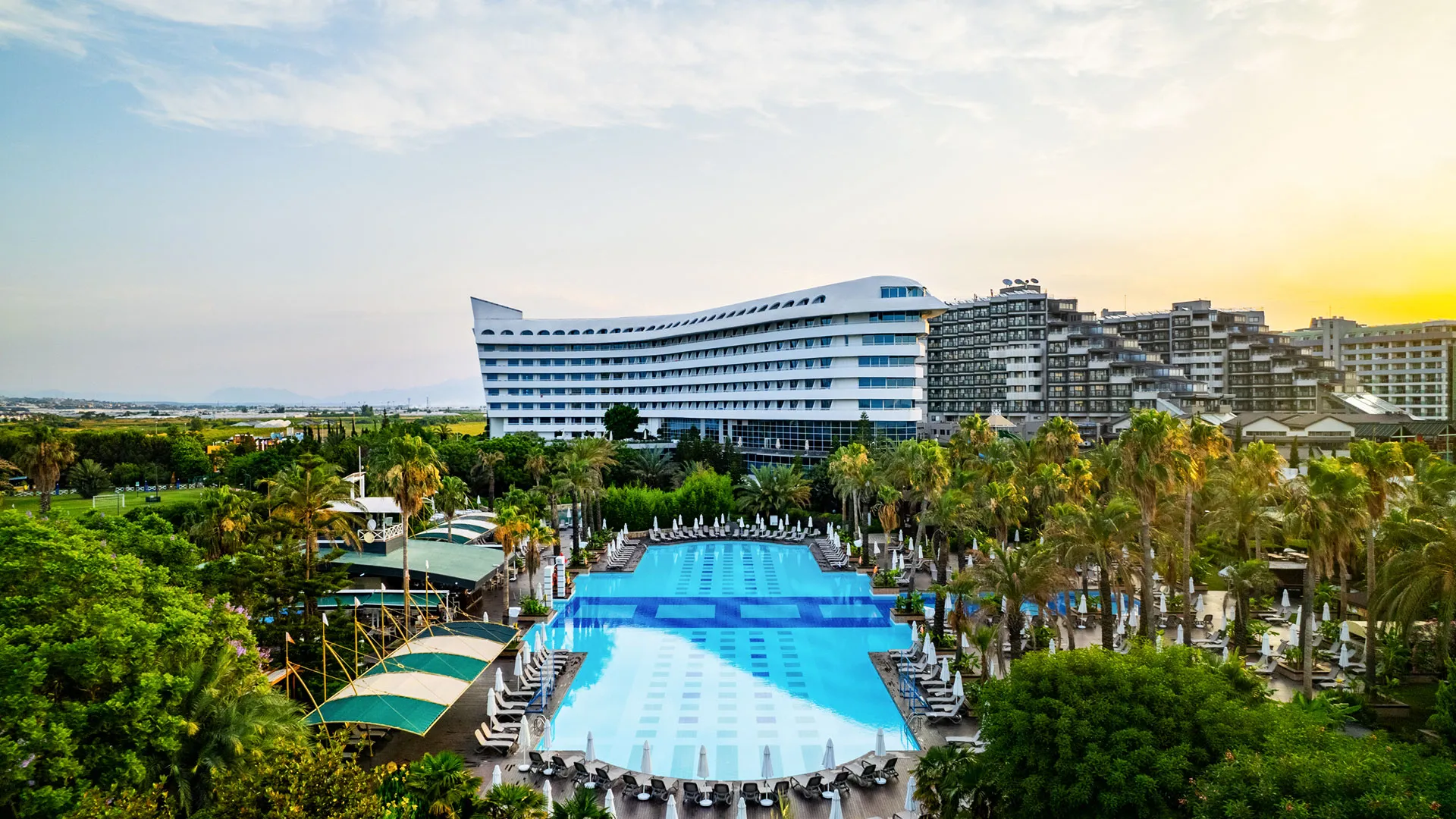 Concorde Deluxe Resort – 111