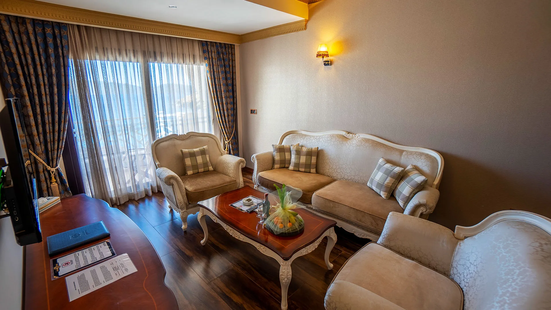 Azka Hotel – 96