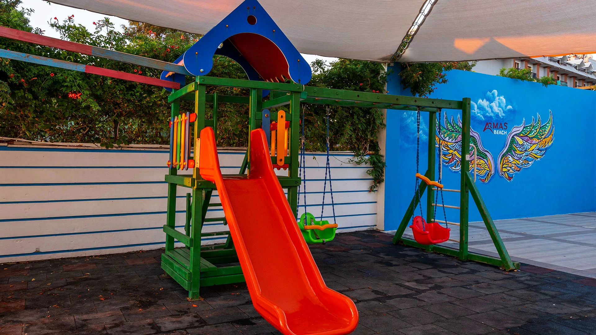 Armas Beach Hotel – 4