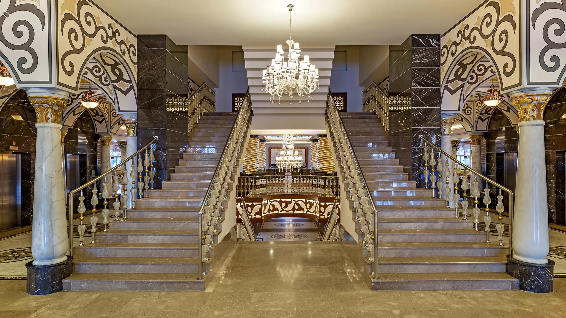 Royal Holiday Palace – 8