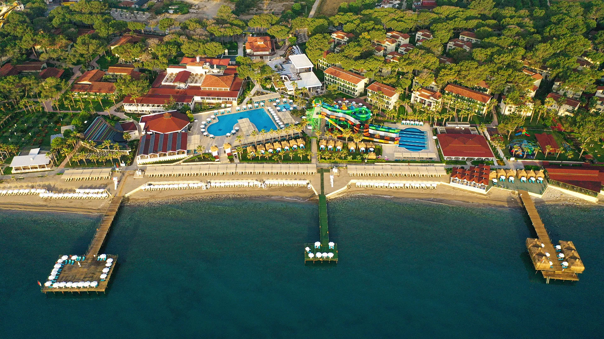 Crystal Flora Beach Resort – 3