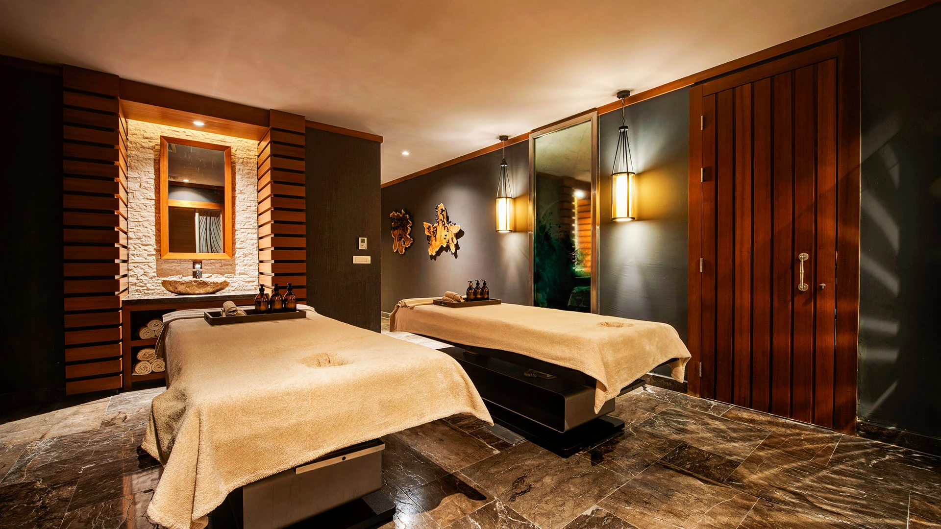 REGNUM CARYA GOLF & SPA RESORT Нова Година в Анталия с чартър от Пловдив – 100