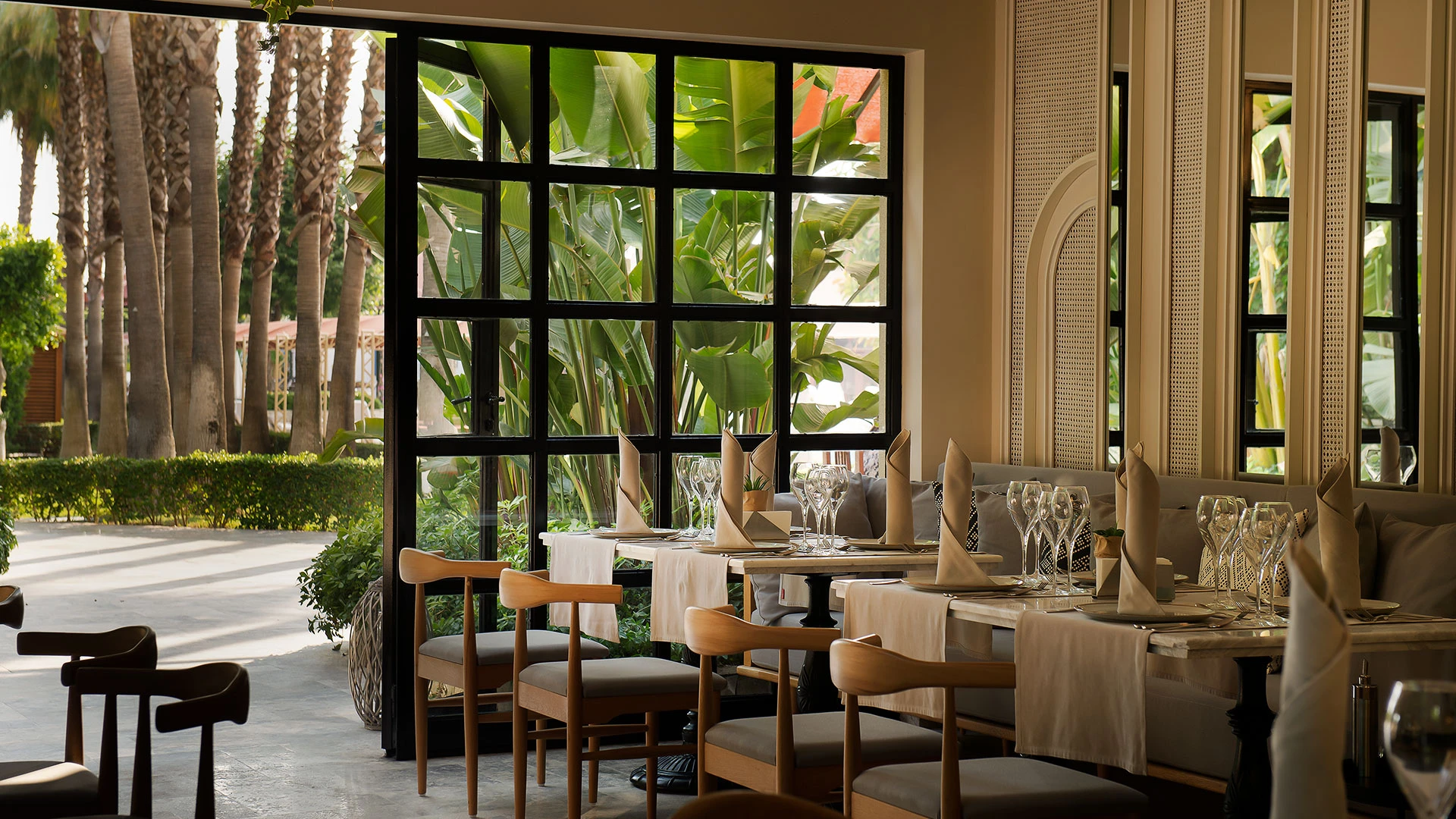 Miramare Queen Hotel – 38