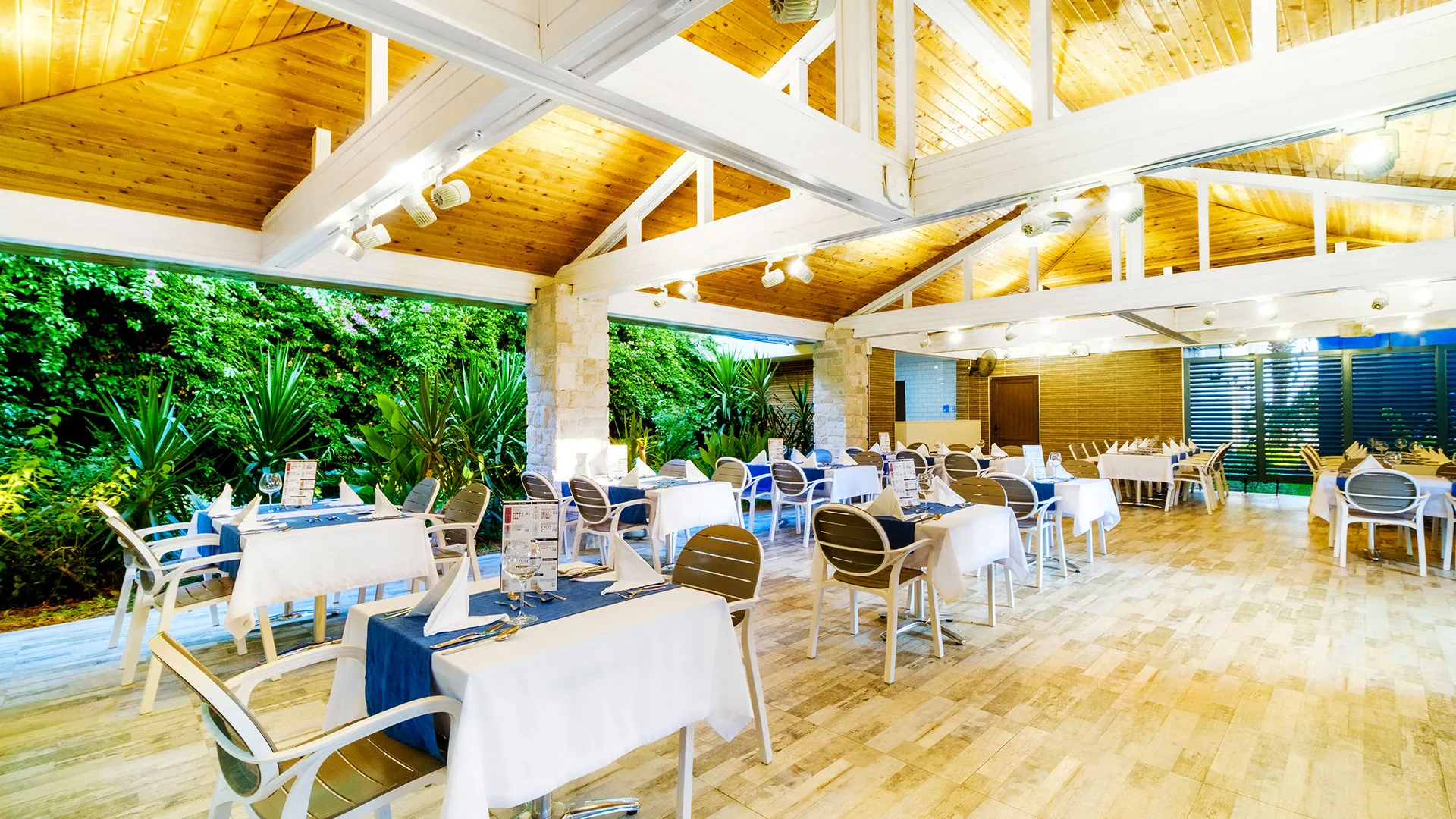 Royal Garden Beach – 40