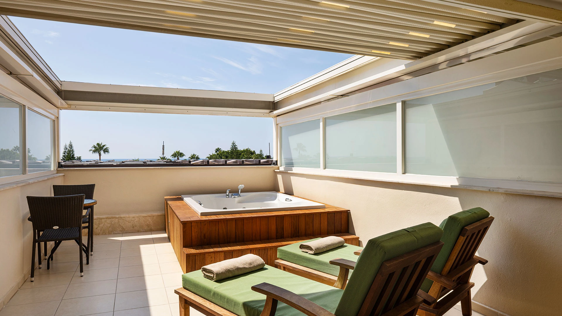 Side Star Resort – 84