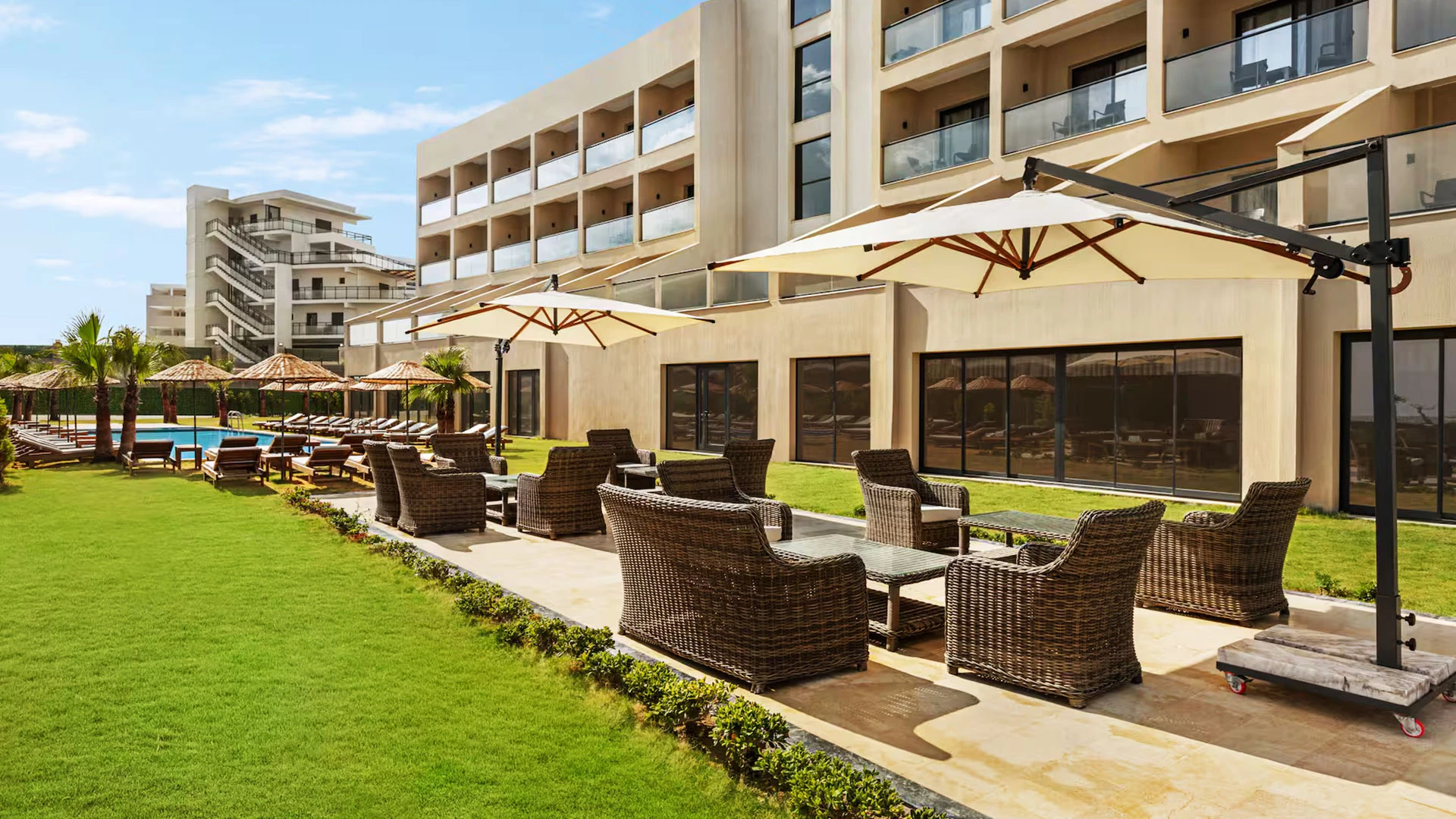 Ramada By Wyndham Cesme – 2